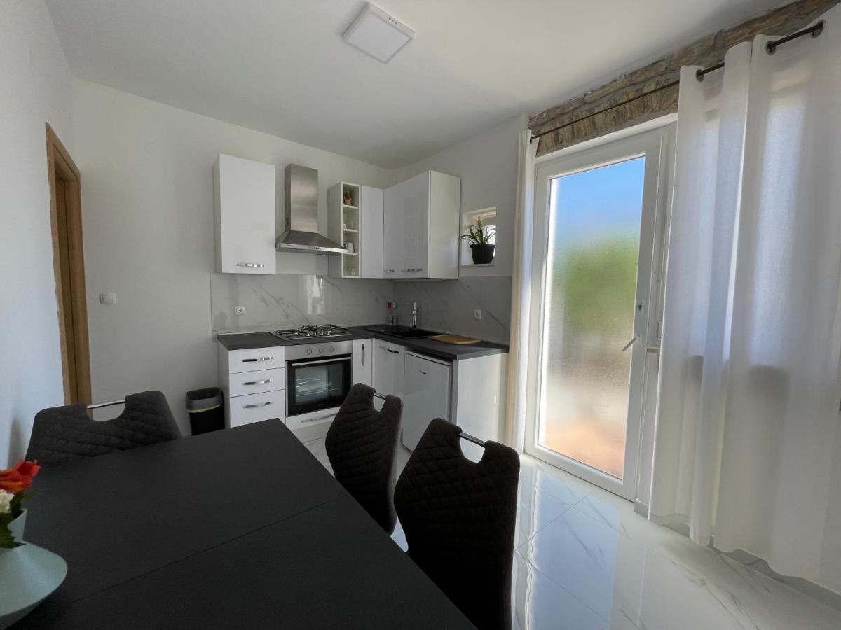 Apartmani Jasminka Vodice Extérieur photo