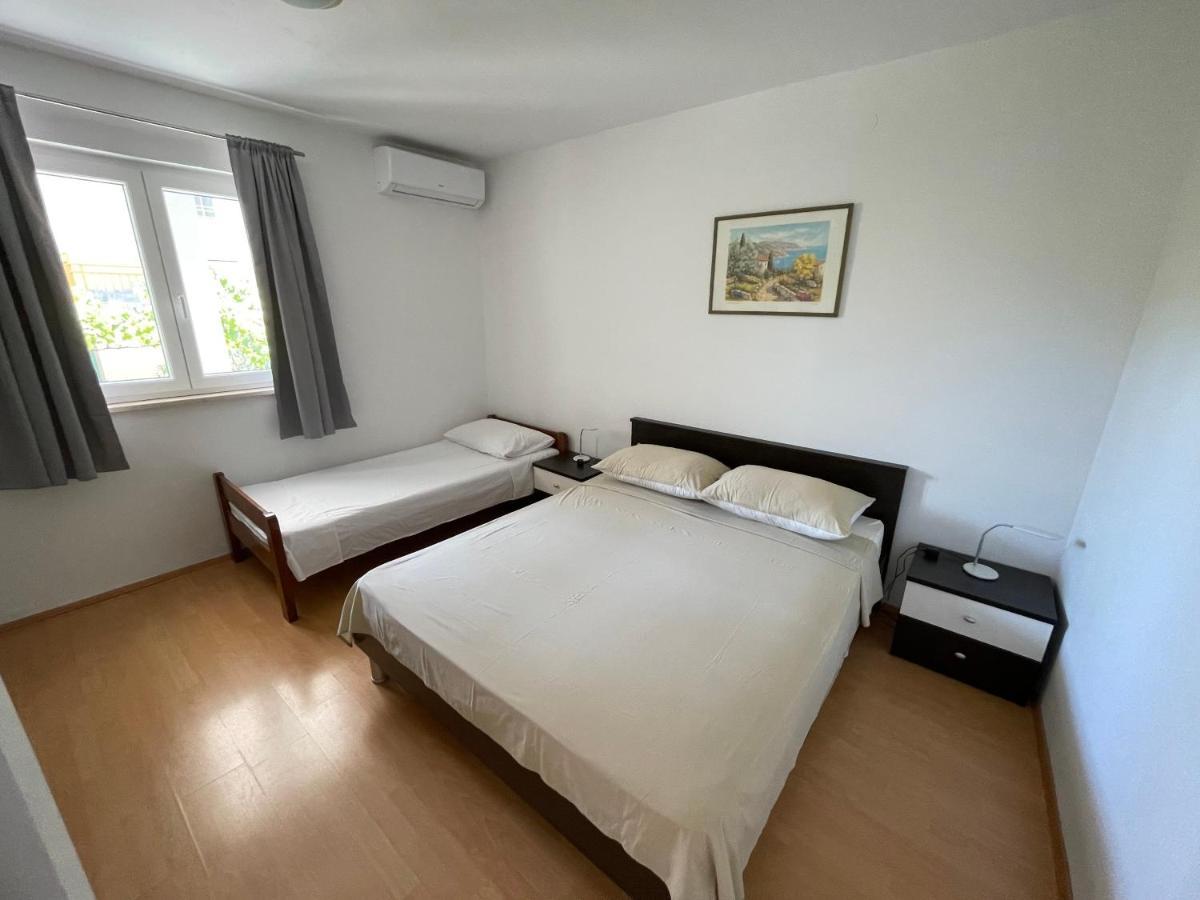 Apartmani Jasminka Vodice Extérieur photo