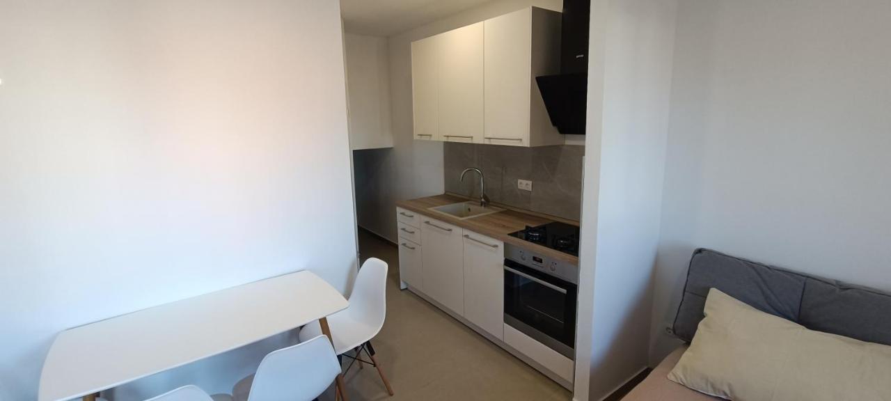 Apartmani Jasminka Vodice Extérieur photo